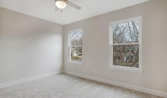 190 Oakbriar Farm Dr, Ballwin, MO 63021