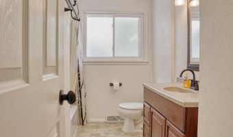 418 S SCHAEFER St, Appleton, WI 54915