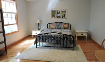 674 Johnson's River Bend Ln, Bakersville, NC 28705
