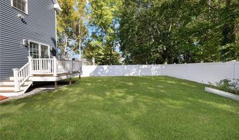 60 Harmony St, Cranston, RI 02920