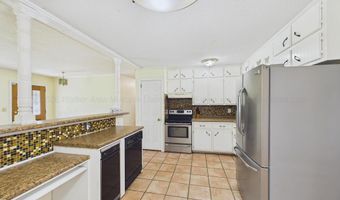 924 CRESTVIEW Ln, Adamsville, AL 35005