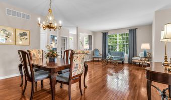 37 Solomans Dr, Barnegat, NJ 08005