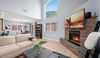 29819 Platanus Dr, Escondido, CA 92026