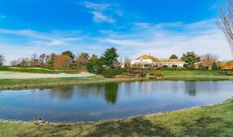 16 Greenways Ln, Lakewood, NJ 08701