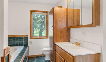24975 Mower Freeborn Rd, Austin, MN 55912