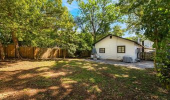 12 N FOREST Ave, Orlando, FL 32803