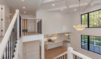 29549 N Hilltop Rd, Orange, OH 44022