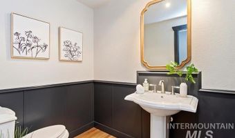 889 E Chardie Rd, Boise, ID 83702