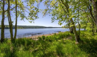 914 Union Rd, Appleton, ME 04862