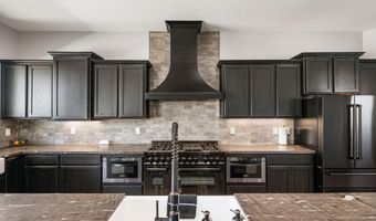 28 River Vista Dr, Dayton, NV 89403