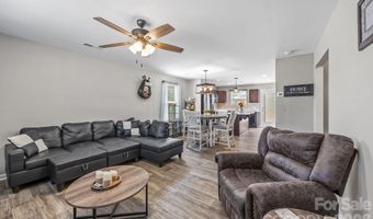 813 Yorkshire Dr, Albemarle, NC 28001