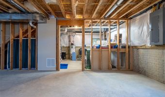 1615 NE Vicksburg Dr, Ankeny, IA 50021