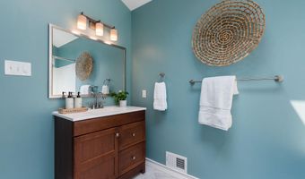 39368 LONGHILL Ln, Aldie, VA 20105