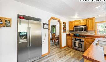 242 Ladd Parsons Rd, Crumpler, NC 28617