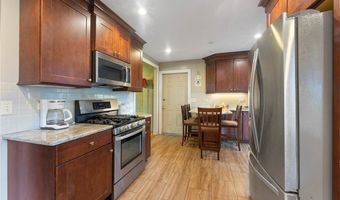 4295 Maureen Dr, Austintown, OH 44511