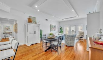 2305 EDGEWATER Dr 1602, Orlando, FL 32804