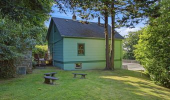1829 IRVING Ave, Astoria, OR 97103