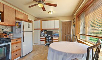 41097 N Julia Ct, Antioch, IL 60002