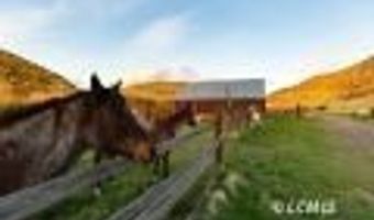 18552 Twenty Mile Rd, Adel, OR 97620