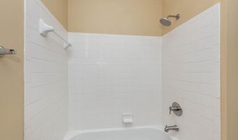 583 WINDSONG Dr, Aberdeen, MD 21001