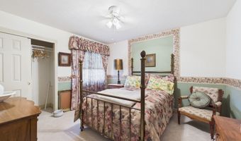 2440 Sagamore Dr, Anderson, IN 46011