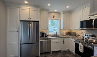 65 Maple Ave, Middletown, RI 02842