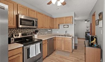 15752 Flackwood Ave, Apple Valley, MN 55124