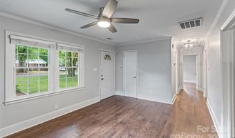2953 Enfield Rd, Charlotte, NC 28205