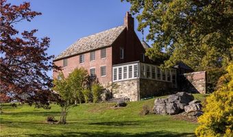 2180 Tower Hill Rd, North Kingstown, RI 02874