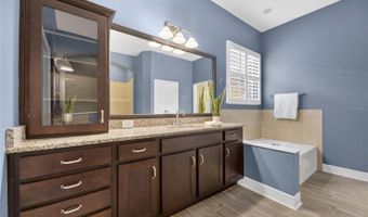 6411 BLUE SAIL Ln, Apollo Beach, FL 33572