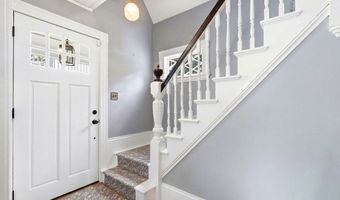 10 Wolcott Ave, Andover, MA 01810