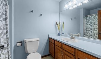 2521 E INGLEWOOD Pl, Appleton, WI 54915