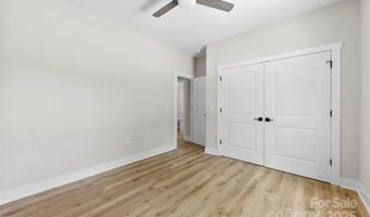 105 Darvee Rd, Blacksburg, SC 29702