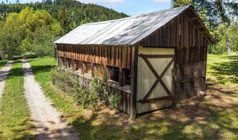 255 Red Alder Rd, Careywood, ID 83809
