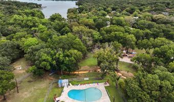 88 Live Oak St, Alvarado, TX 76009