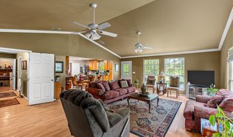 120 Gray Cir, Benton, LA 71006