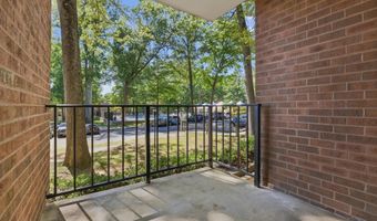 3354 WOODBURN Rd 12, Annandale, VA 22003