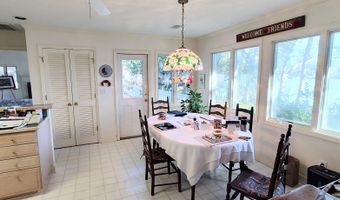 197 Pleasant Point Dr, Beaufort, SC 29907