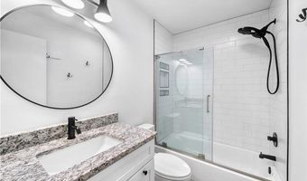 1 Mellor Ct, Bella Vista, AR 72715