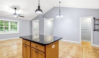 4 Depot St, Belchertown, MA 01007
