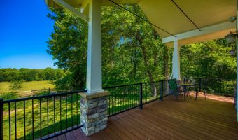 1043 Range Cemetery Rd, Allardt, TN 38504