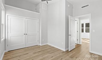 24 Lower Grassy Branch Rd, Asheville, NC 28805