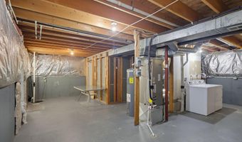 7105 WESTWIND Dr, Bowie, MD 20715