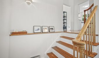 45 Normandy Ct, Middletown, NJ 07748