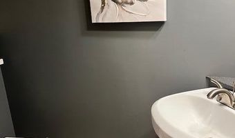 226 Washington St, Bath, ME 04530