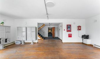 420 Woodward Rd 38, North Providence, RI 02904