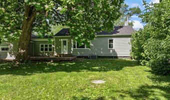 41073 N 1st St, Antioch, IL 60002