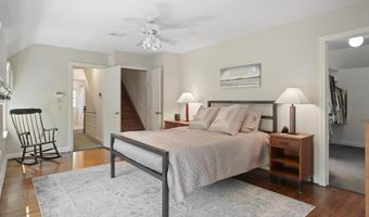 4725 ROCK SPRING Rd, Arlington, VA 22207