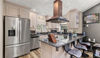 36 Elm St, Alton, NH 03810