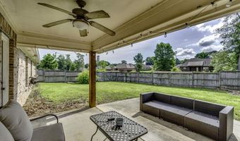 128 W Pinebrook Dr, Brandon, MS 39047